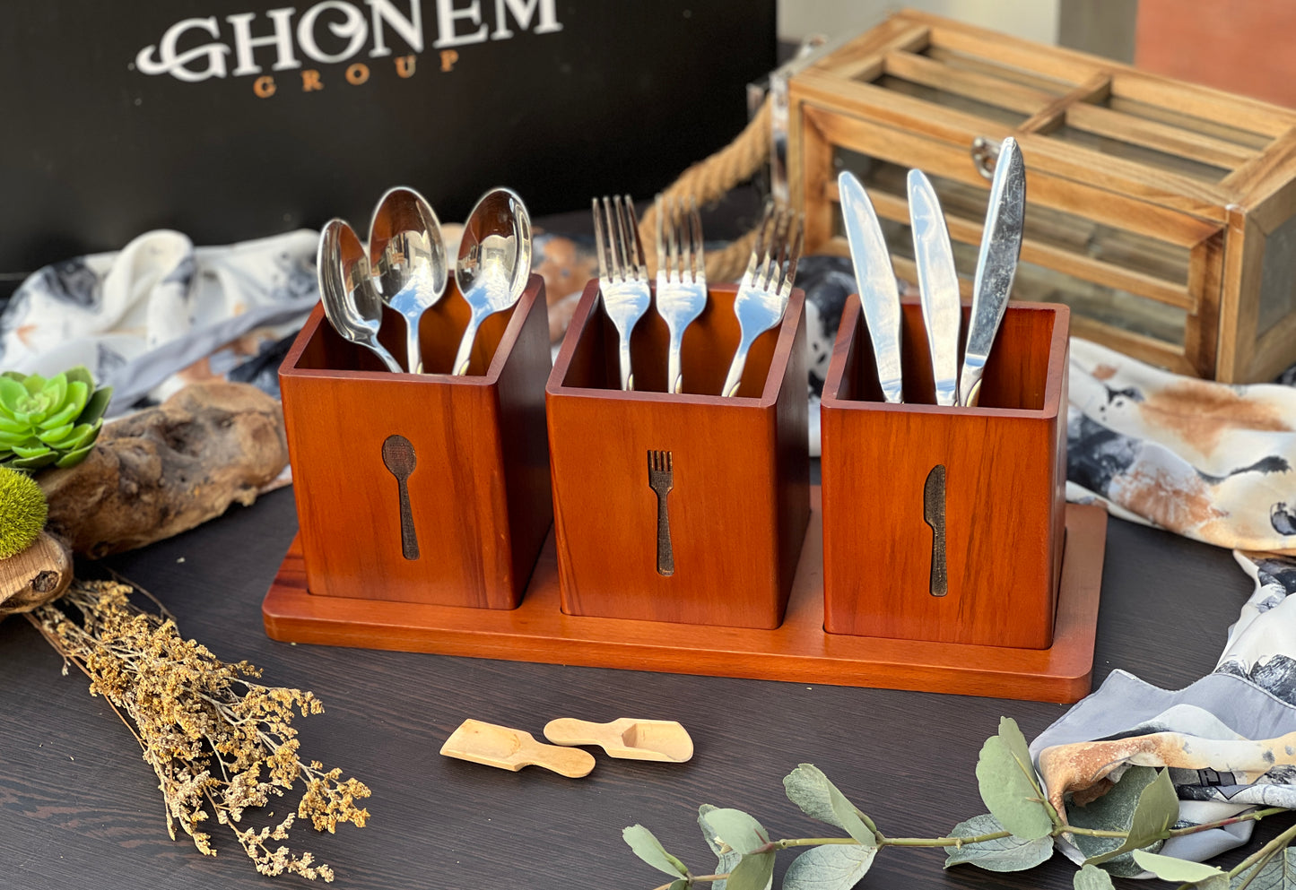 Wooden Cutlery Holder Set