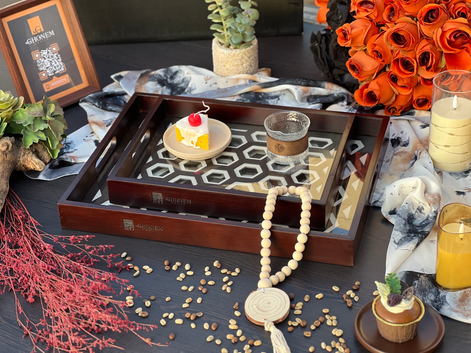 Arabesque Wooden Tray - Ghonem Group